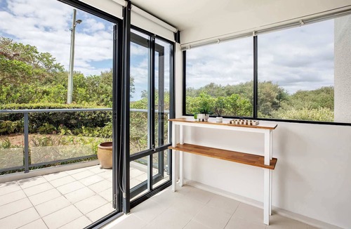 Mona Vale Apartment | Mona Vale Surf to Tee