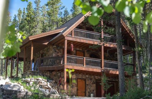 Garfield House | Monarch Crest Chalet- Sauna and Pet Friendly