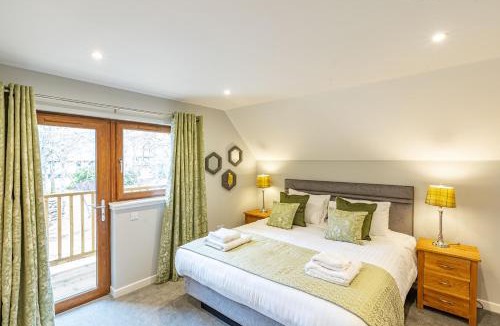 Lewiston House | Monarch Lodge 13 with Hot Tub