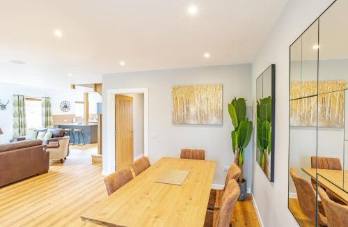 Lewiston House | Monarch Lodge 14 with Hot Tub