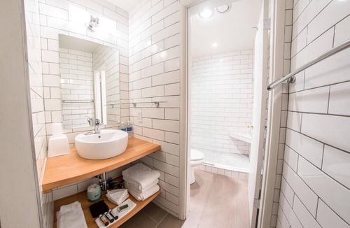 Moscow Hotel | Monarch Motel