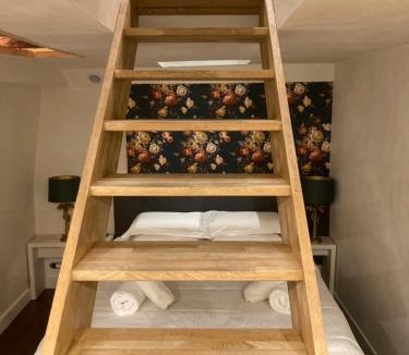 Batignolles Apartment | Monceau-Levis, rue Lebouteux - 6 people