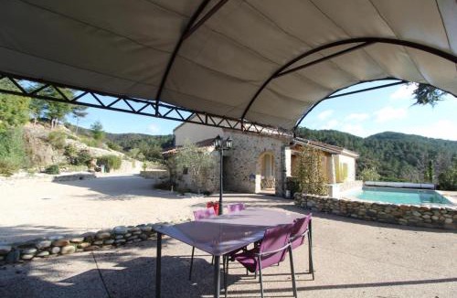 Saint-Fortunat-sur-Eyrieux Bed & Breakfast | mondonlehaut