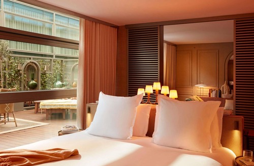 Chartrons Hotel | Mondrian Bordeaux Les Carmes