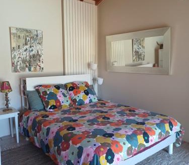 Souraide Apartment | Monic