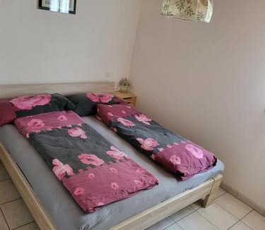 Menetreuil House | Monis ruhiges Ferienhaus