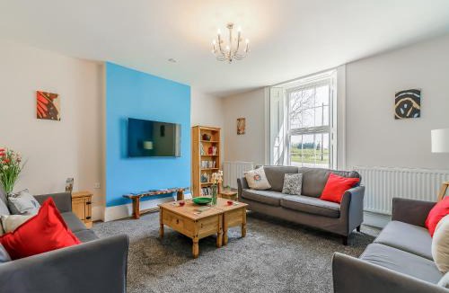 Pontefract House | Monkroyd House