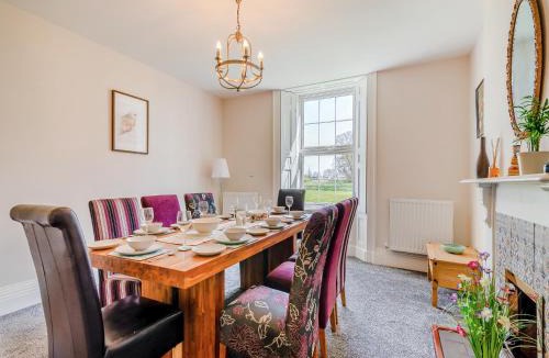 Pontefract House | Monkroyd House