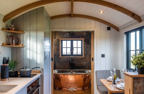 Wichenford Cabin | Monkwood Shepherd’s Hut