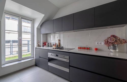 Prince–Marmottan Apartment | Monochrome Heights, by Veeve