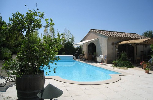 Chateauneuf-du-Pape Apartment | Monpertuis' Wine Tourism Lodgings - Gîte Francine