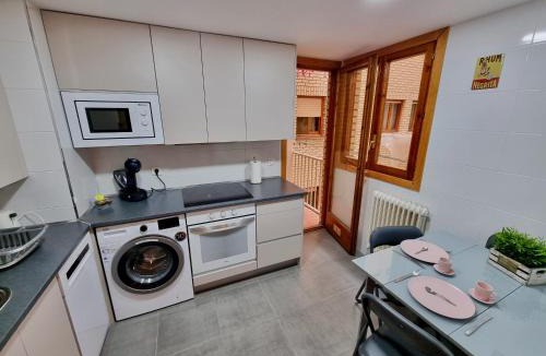 La Magdalena Apartment | Monreal del Pilar - Turistea