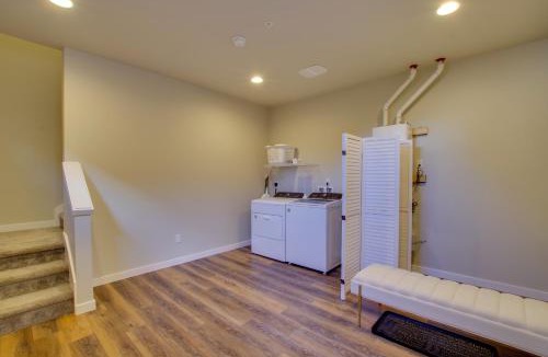 Monroe Apartment | Monroe Apartment Near Evergreen State Fairgrounds!