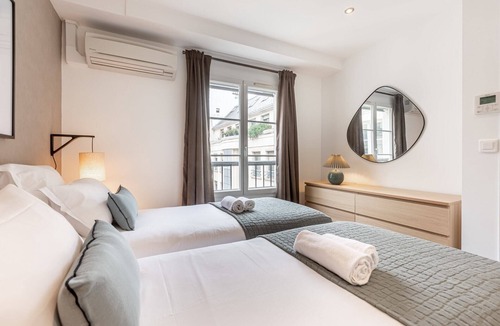 Gaillon Apartment | Monsigny III - Three Bedroom Apartment, Sleeps 8