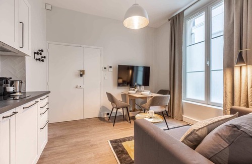 Gaillon Apartment | Monsigny V - One Bedroom Apartment, Sleeps 3