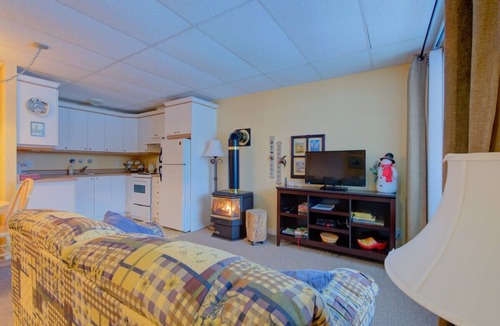Saint-Philemon Ski Chalet | Mont Blanc #B | Private Spa near Massif du Sud