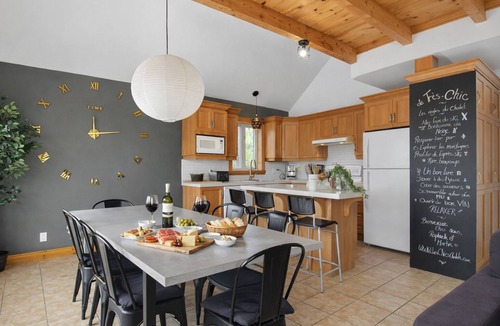Baie-St-Paul Ski Chalet | Mont Charlevoix, billard, spa