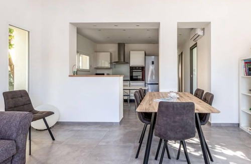 Le Mourillon House | Mont des oiseaux by Interhome