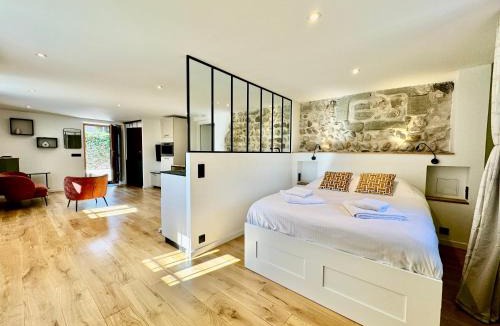 Bassens Apartment | Mont Pellat - Spacieux studio au Charme Unique
