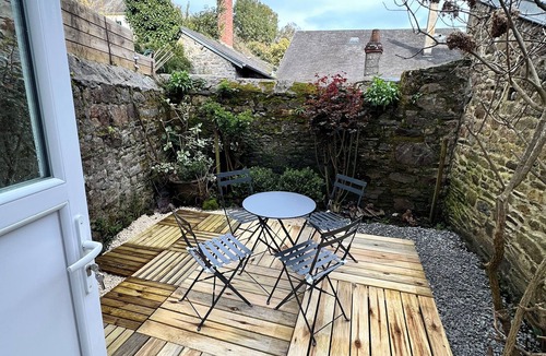 Saint-Jean-le-Thomas House | Mont St Michel bay house