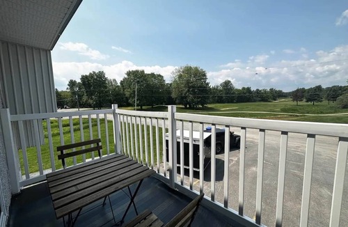 Saint-Michel-des-Saints House | Mont-Trinité Condos #196