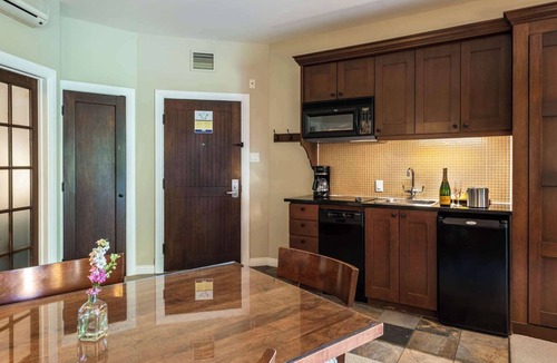 Mont-Tremblant Hotel | Mont-Tremblant - Château Beauvallon-Two Bedroom Suite