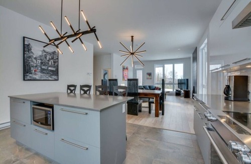 Mont-Tremblant House | Mont Tremblant -Newly Built Home. SKI ,HIKE, EXPLORE NATURE Private Hot Tub!