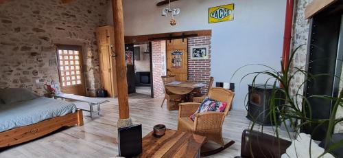 Montpeyroux Apartment | Mont2roux
