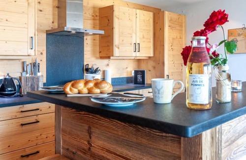 Saint-Pierre-de-Clages Apartment | Montagnard 10 by Interhome