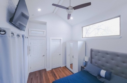 Historic Garderns Apartment | Montana Casita ! Alamodome