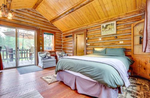 Cooke City-Silver Gate Apartment | Montana Mountain Getaway - 1 Mi to Yellowstone!