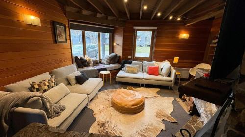 Dinner Plain House | Montane