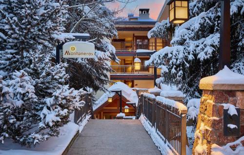 Vail Hotel | Montaneros in Vail
