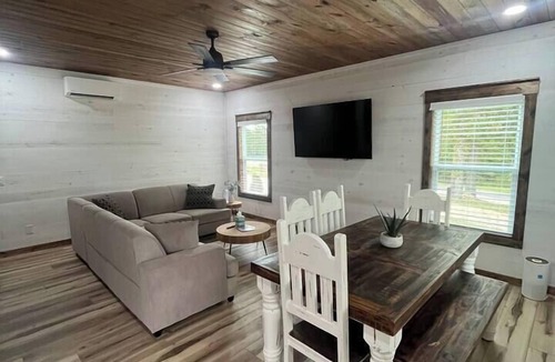 Hartshorn House | Montauk State Park Trout Cabin