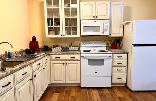 Salem Cabin | Montauk Valley Cabins, Montauk Valley Cabins-2 Miles From Montauk State Park