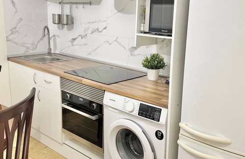 Montblanc House | Montblanc - Sleeps 4 - Parking - City Centre