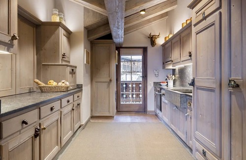 Verbier Apartment | MONTCLAIR HOME - Four Bedroom Apartment, Sleeps 8