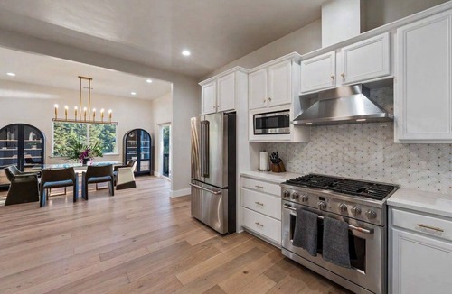 Shepherd Canyon House | Montclair Modern Luxury Retreat