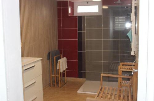 Montcuq House | Montcuq, maison avec vue sur la Tour, classé 3*