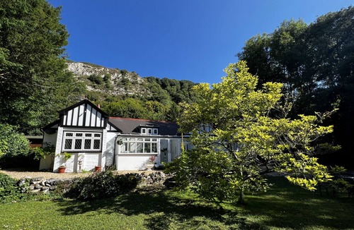 Niton House | Monte Bre