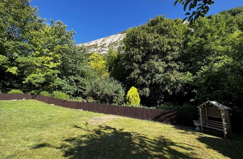 Niton House | Monte Bre