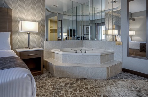 Unionville Hotel | Monte Carlo Inn Toronto - Markham