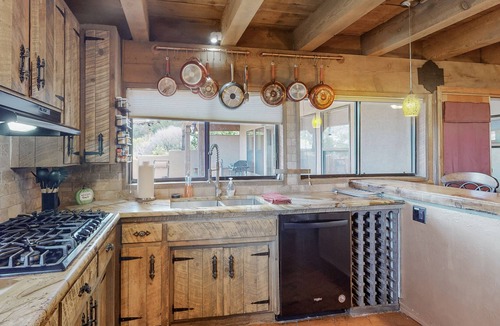 Northeast Heights House | Monte Vista! A home with city and mountain views!