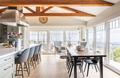 Silicon Valley House | Montebello Views