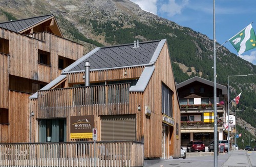 Saas Grund Apartment | Montela Pavillon - Holiday Stay by Interhome