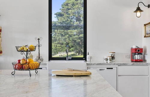 Shoreham House | Monterey Stud - Stunning Views!