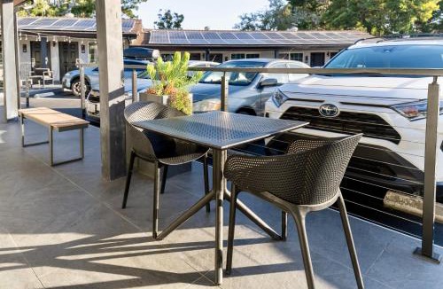 Munras Avenue Hotel | Monterey Surf Inn