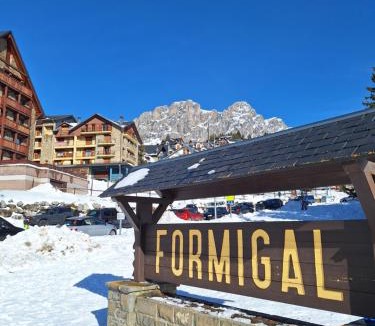 Formigal Apartment | Montesqui Formigal, exclusivo ático con vistas a pistas, guardaesquis y garaje