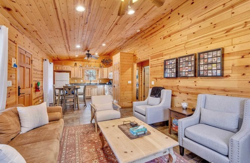 Greer Cabin | Monteverde Retreat (Cabin 104)