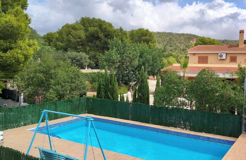 Olocau Villa | Montevistas Retreat - Cycling, Hiking, Relaxation , Yoga, 25 Minutes Valencia